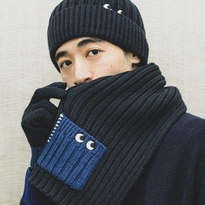 Uniqlo x Anya Hindmarch Heattech Scarf - Navy